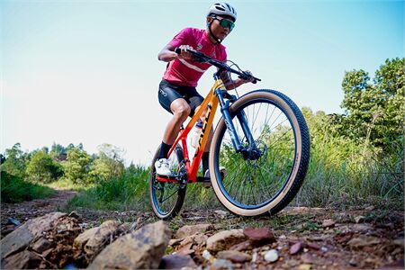 Top 5 xe đạp địa hình MTB Carbon siêu nhẹ chính hãng hot nhất