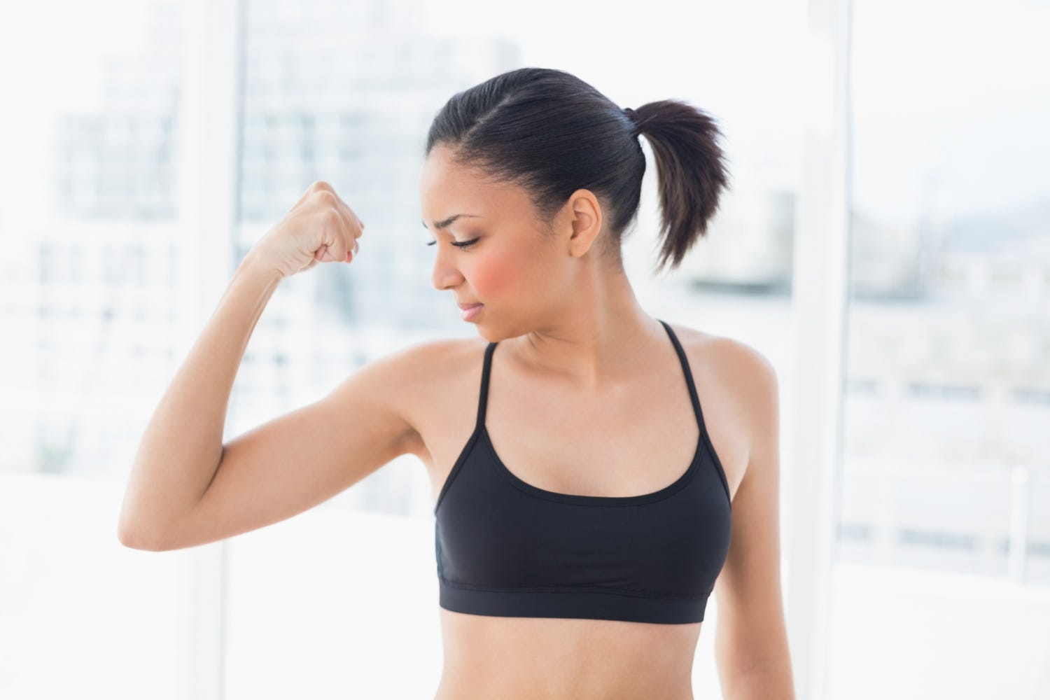 Cơ thể yếu dần dù cân nặng không đổi