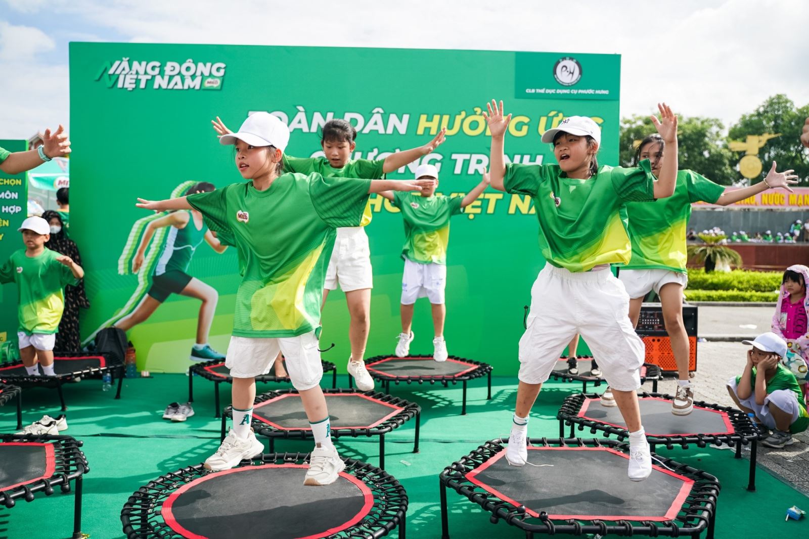 5. Ai nên và không nên tập Jumping Dance?