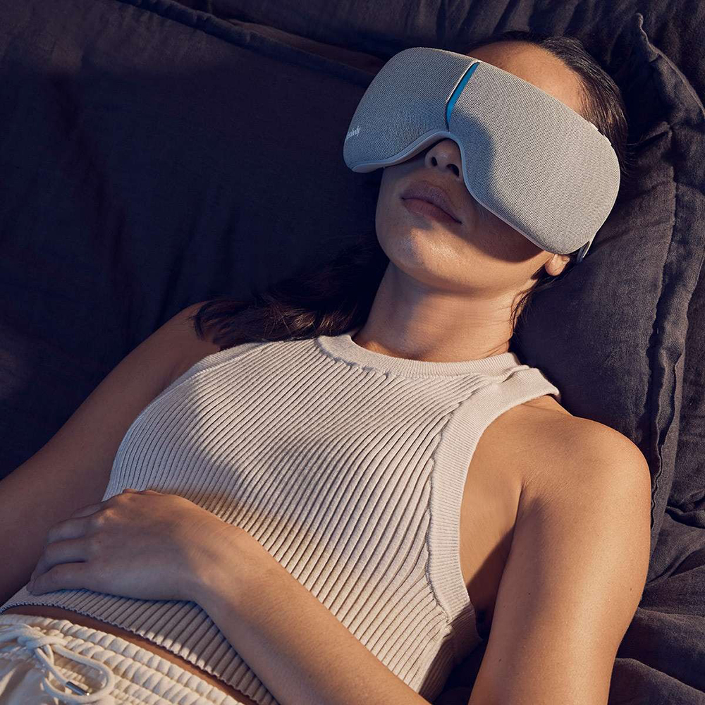 máy massage mắt thông minh Therabody SmartGoggles 4