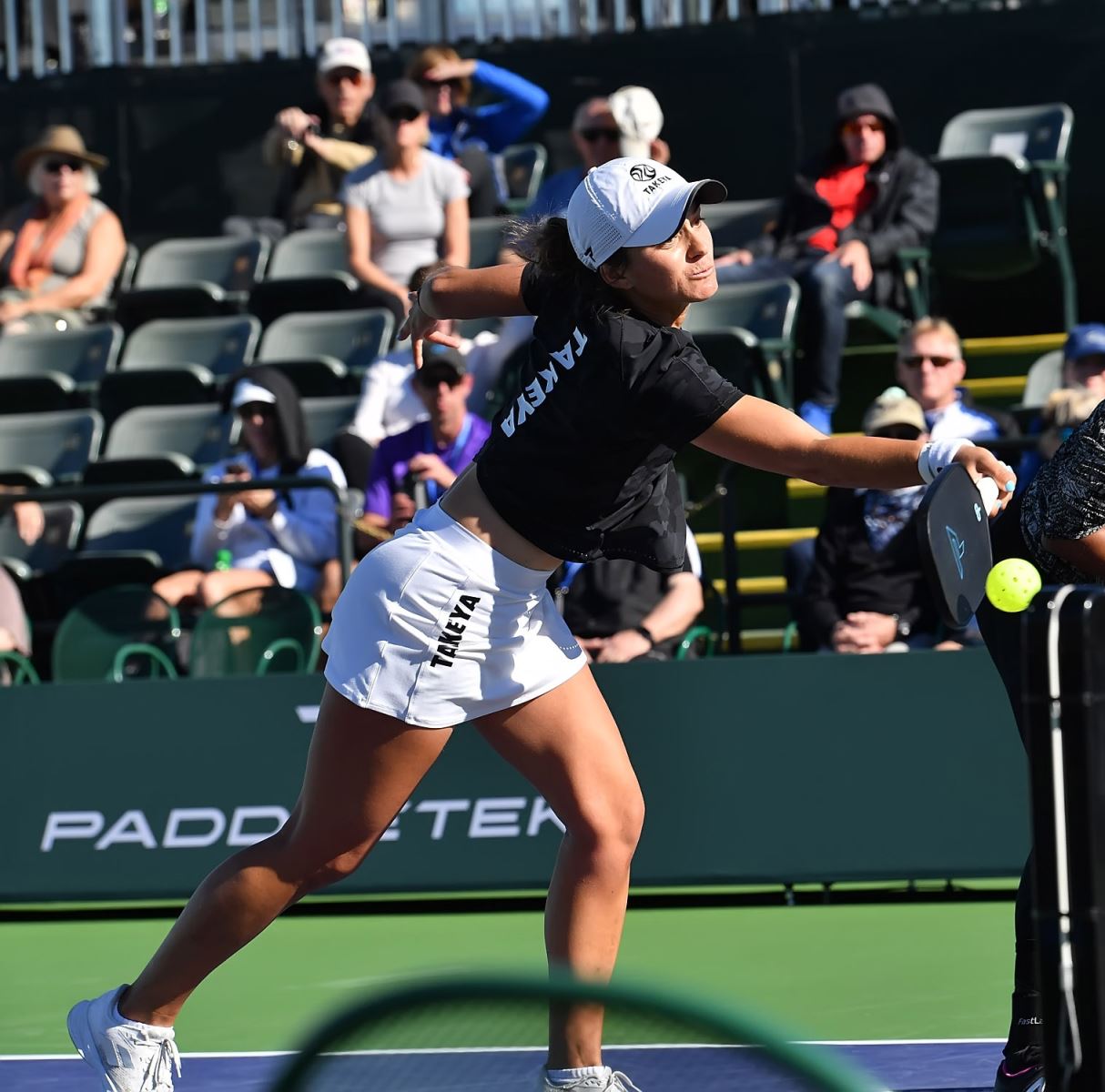 Lối chơi công trong Pickleball là gì và khi nào tôi nên áp dụng?