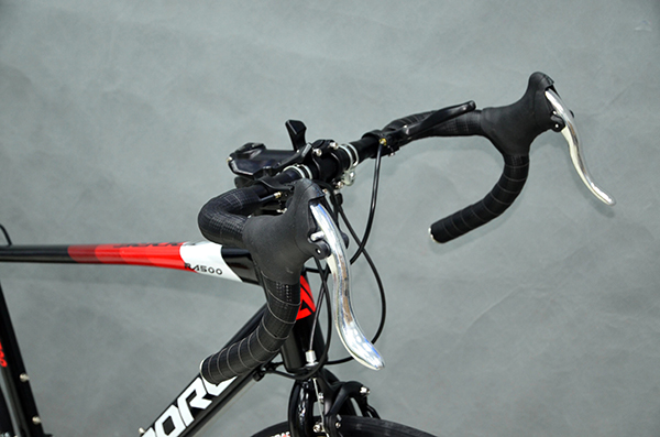 tay phanh xe đạp đua ADORE RA500