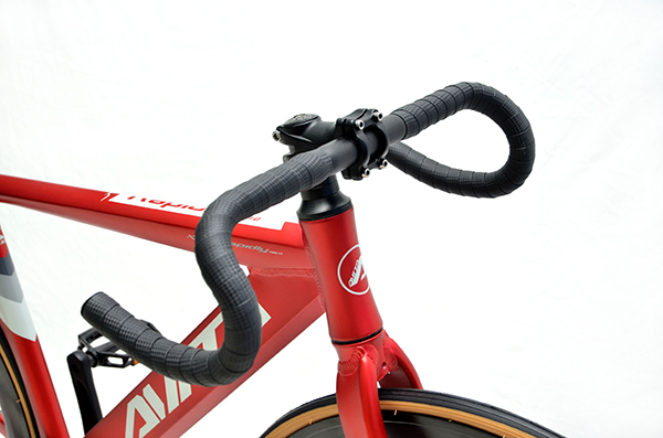 tay lái xe đạp Fixed Gear AVITA Rapidly PRO 1.0