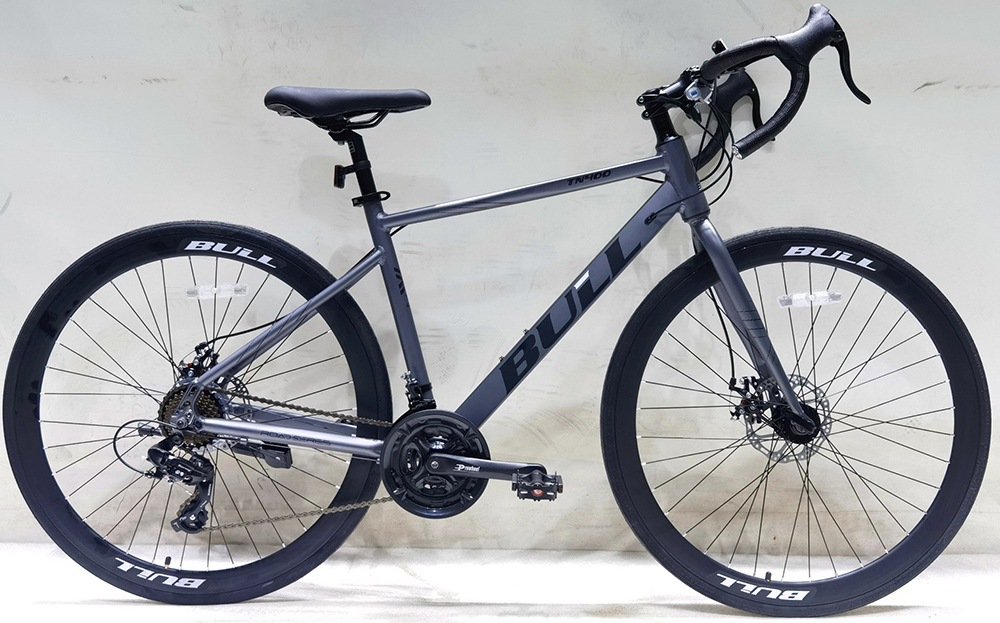 xe đạp đua BULL TN400 xám