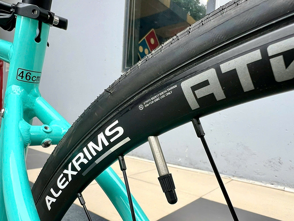 vành xe đạp touring Bianchi Roma 3