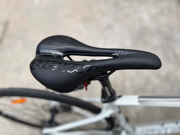 yên xe đạp touring CHEVAUX DIY V6