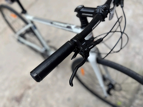 tay phanh xe đạp touring CHEVAUX DIY V6