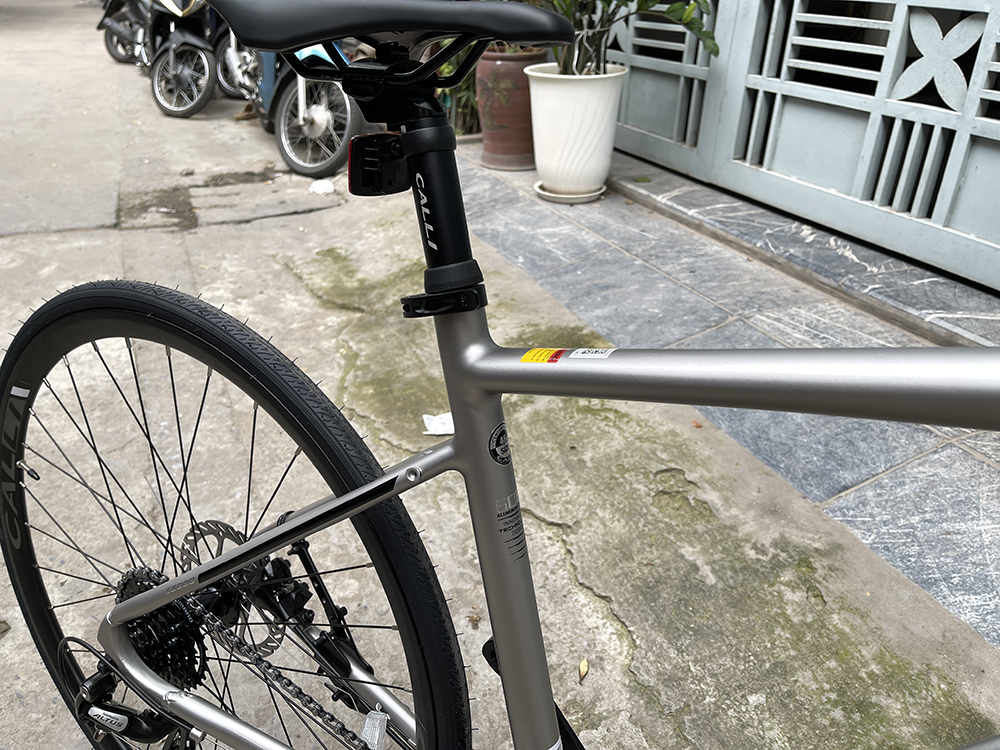 khung sườn xe đạp touring CALLI S5000 2024