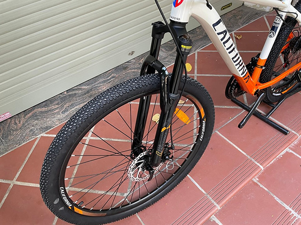 phuộc  xe đạp địa hình thể thao California 370cc 2024