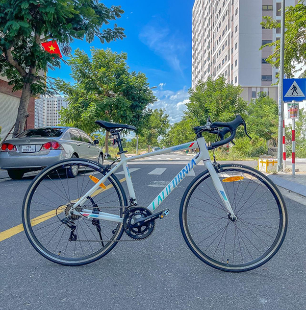 khung xe đạp đua California R680