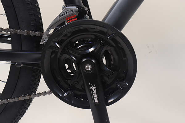Trang bị bộ truyền động Shimano vận hành mượt mà