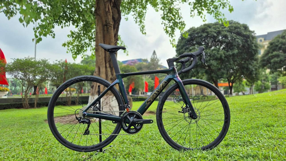 xe đạp đua SAVA X9.1 R7000 có thiết kế và cấu hình rất khủng