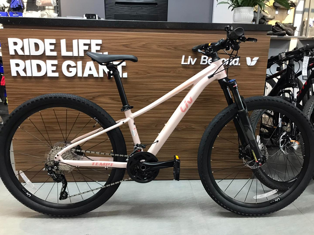 Xe đạp thể thao nữ LIV TEMPT 2 2023 | màu Hồng
