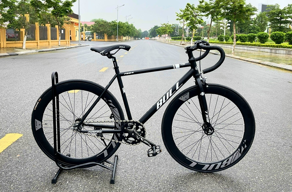 Xe đạp Fixed Gear BULL FS24 - Giá bán tại Thể Thao 365: 3.500.000VNĐ 