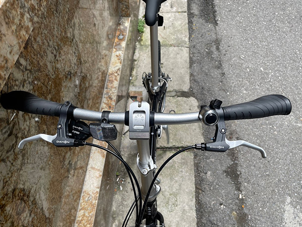 tay lái xe đạp gấp DAHON Mu D9 20