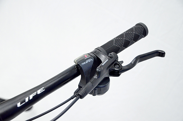tay phanh xe đạp touring Life TX800