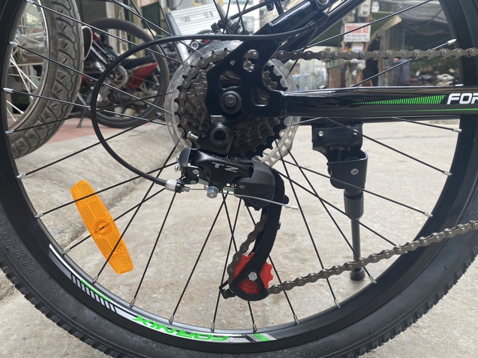 21 tốc độ với 3 đĩa và 7 líp