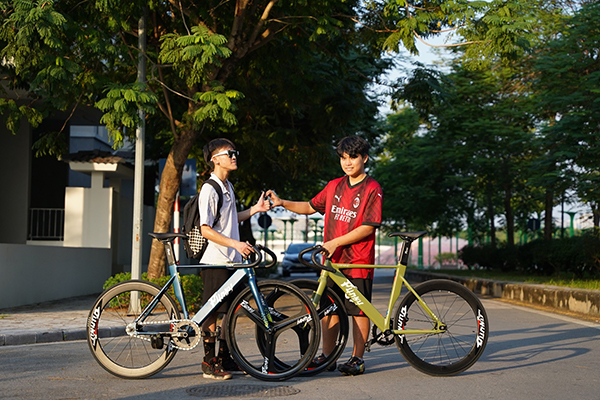 xe đạp Fixed Gear Funky Locking