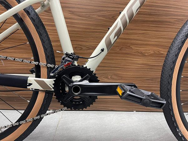 đùi đĩa xe đạp địa hình thể thao Giant XTC 820 29 2024