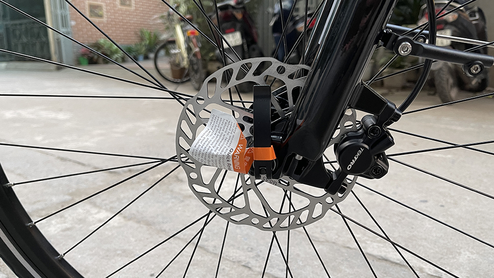 phanh xe đạp touring Giant TROOPER 5300 2024