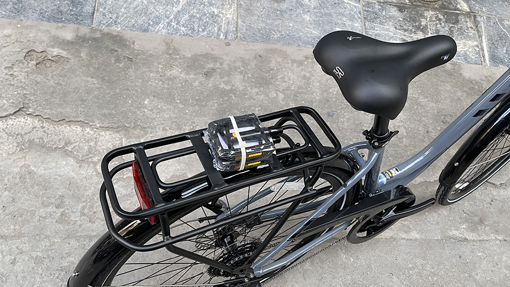 baga sau xe đạp touring Giant TROOPER 5300 2024