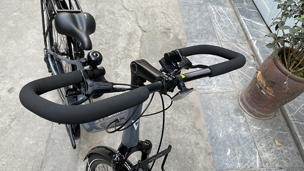ghi đông xe đạp touring Giant TROOPER 5300 2024