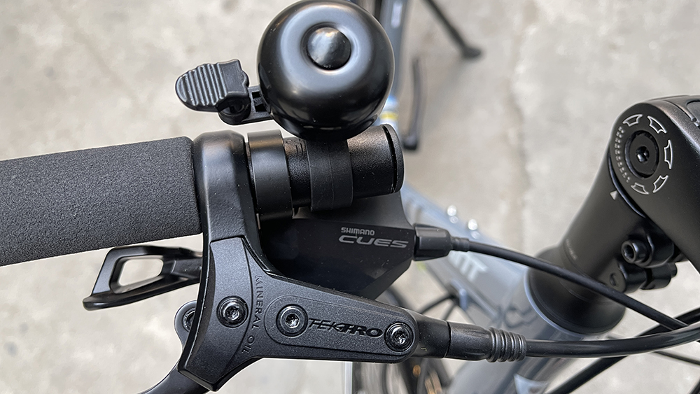 tay đề shimano cues xe đạp touring Giant TROOPER 5300 2024