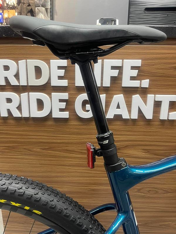 yên xe đạp địa hình thể thao Giant XTC ADV 1 27.5 2024