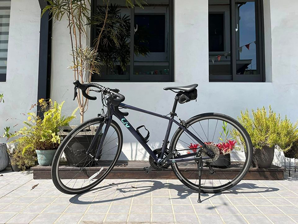 xe đạp đua LIV AVAIL 1 2022