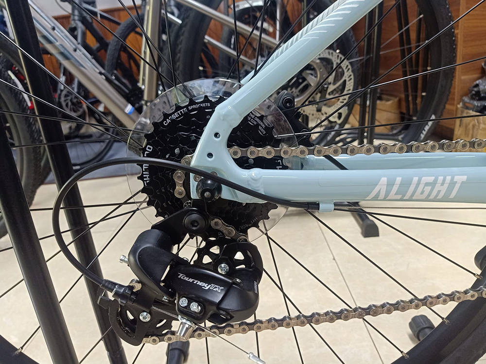 củ đề xe đạp touring LIV ALIGHT 1 2023