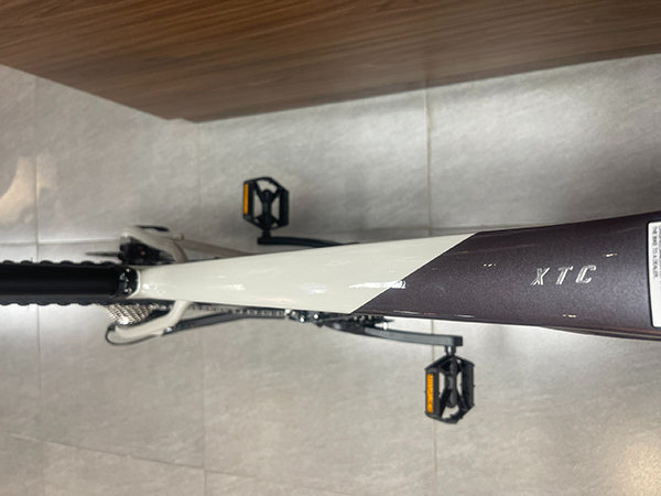 khung xe đạp địa hình thể thao Giant XTC ADV 3 27.5 2023