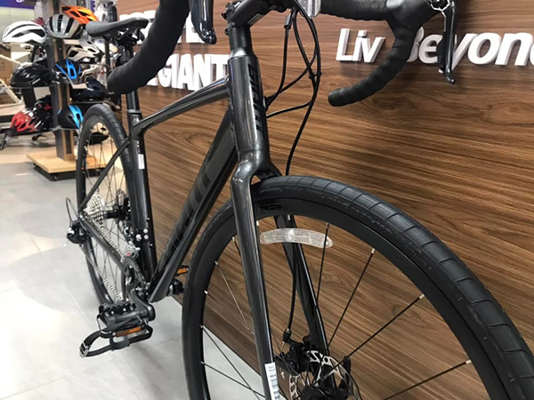 xe đạp đua Giant CONTEND AR 3-GC 2024