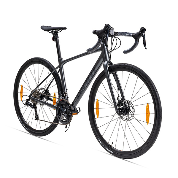 bánh xe đạp đua Giant Contend AR 3 2024