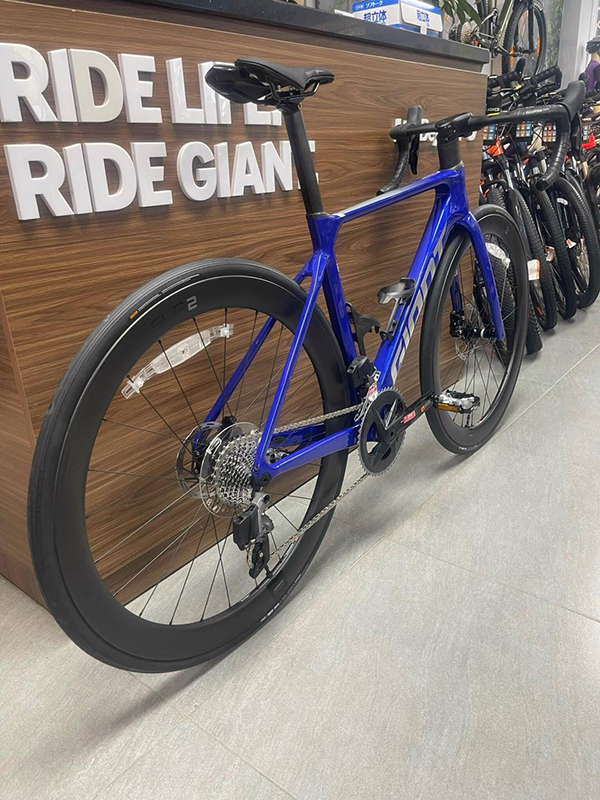 sườn xe đạp đua Giant PROPEL ADV 1 2024