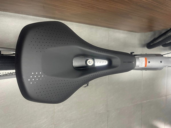 yên xe đạp touring Giant FASTROAD AR ADV 1 2023