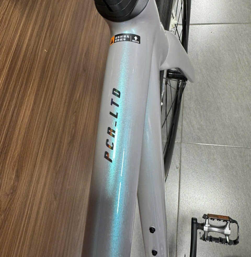 xe đạp đua Giant PCR LTD 1 PLUS 2026 1