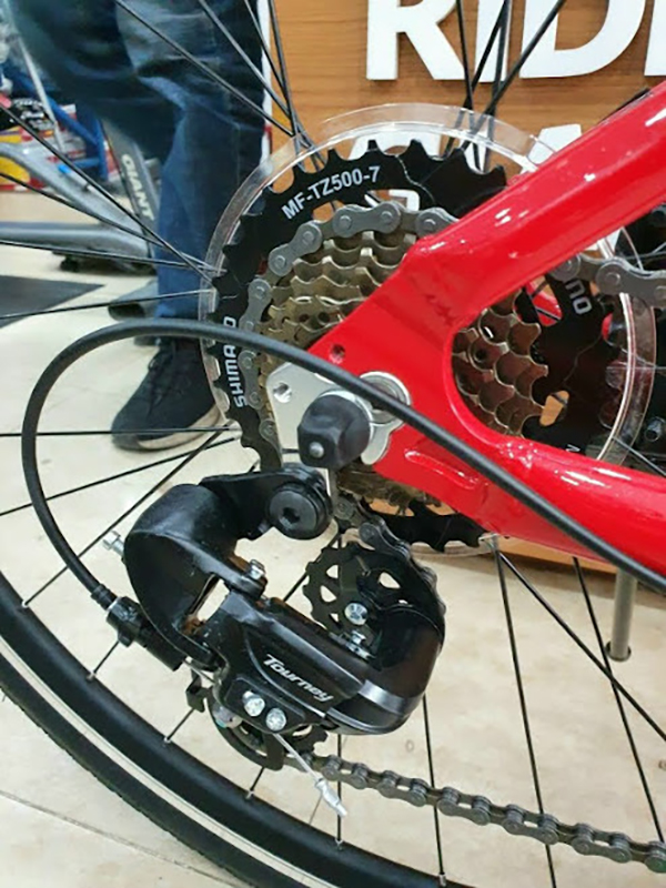 Giant Escape 3 E 2021 đề sau 7 tốc