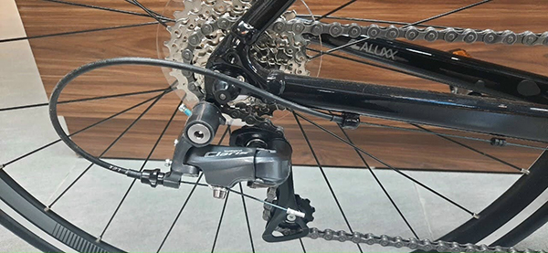 Bộ đề SHIMANO Claris R2000