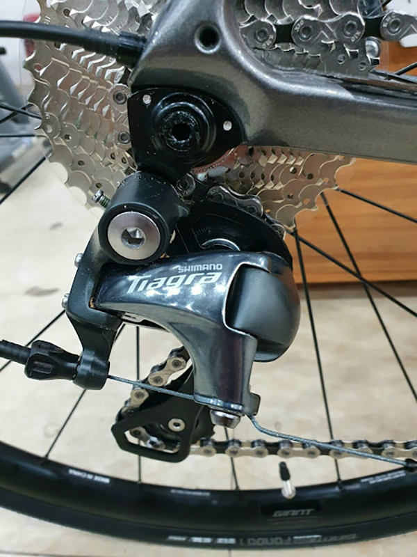 Đề sau Shimano Tiagra 10S với líp Shimano Tiagra, 10S, 11x34