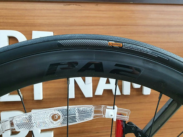 Vành Giant PA-2 với lốp Giant Gavia Course AC 1, tubeless, 700x25c