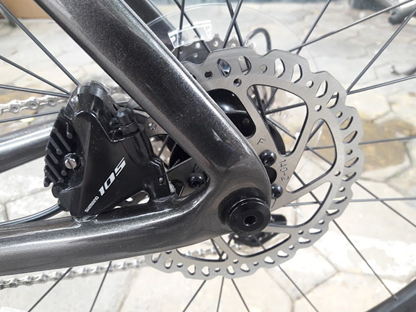 Phanh đĩa dầu SHIMANO, bộ bánh Giant P-A2 hiệu suất cao