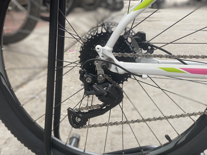 Líp sau 9 tầng Shimano