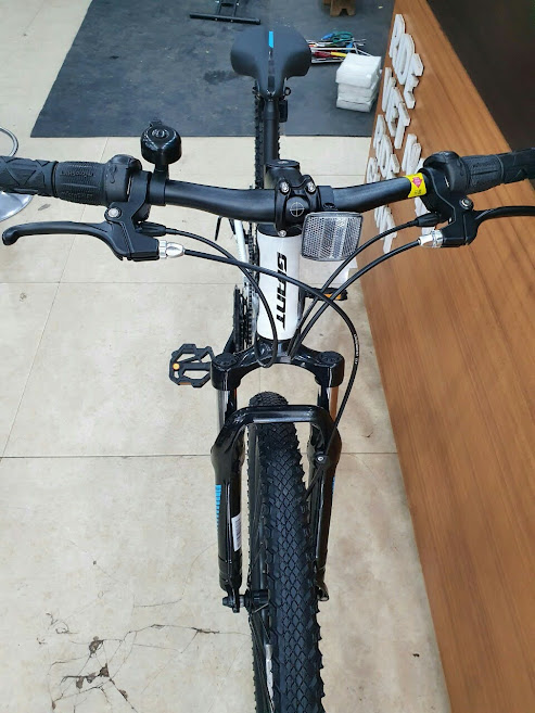 Dễ dàng điều khiển xe với ghi đông không sừng