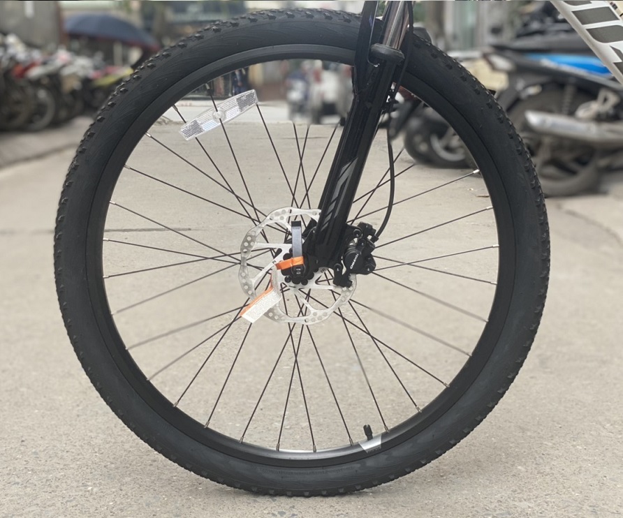 Bánh to 26 inch bám đường tốt