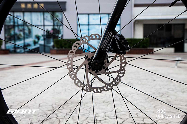 Phanh đĩa dầu trước SHIMANO 105