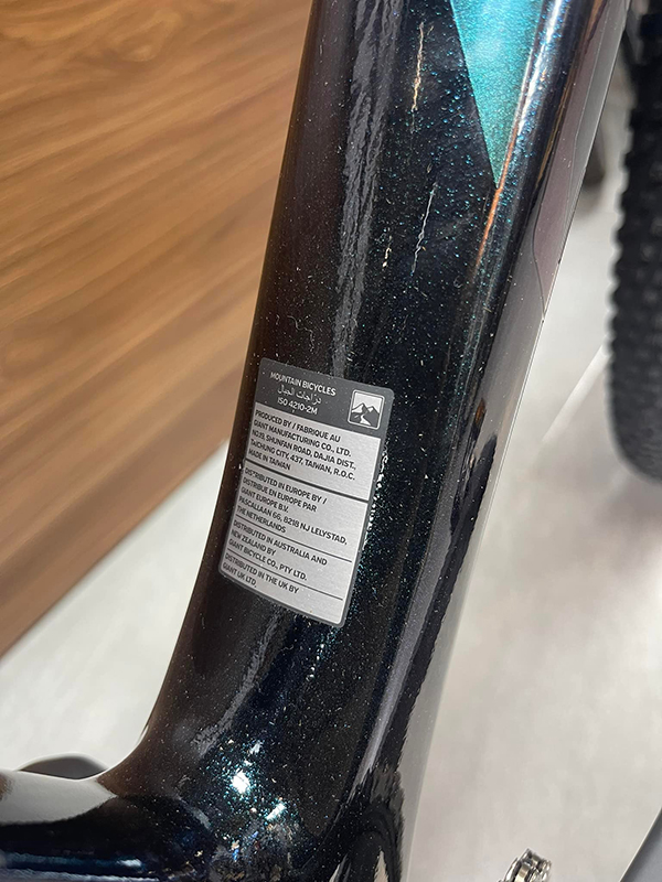 khung Carbon được làm bằng công nghệ Advanced SL-Grade Composite
