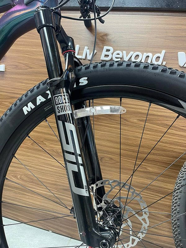  trang bị phuộc khí RockShox SID SL