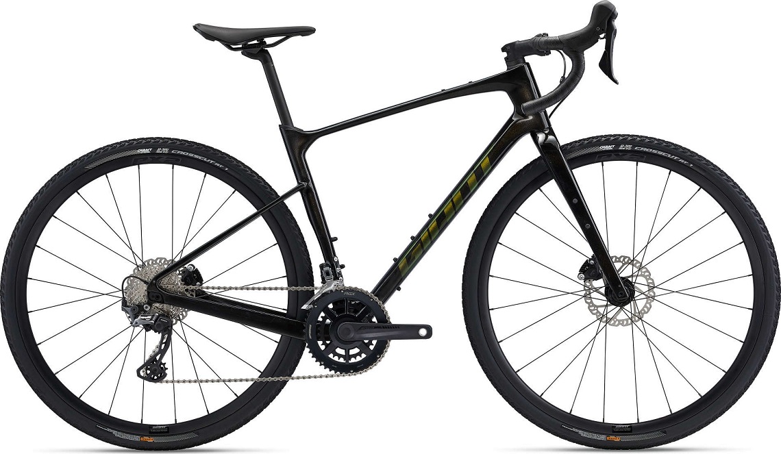 Giant REVOLT ADV 2 2022 mầu Đen
