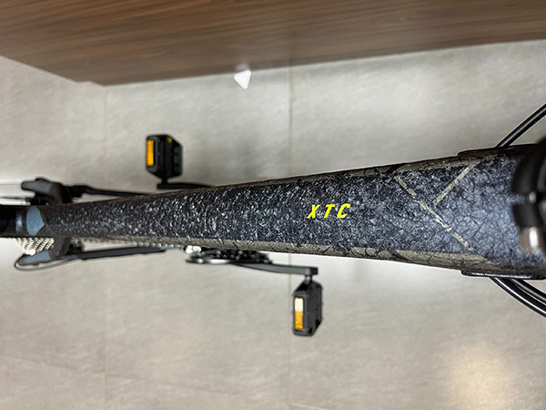 khung sườn xe đạp địa hình thể thao Giant XTC 800 2023