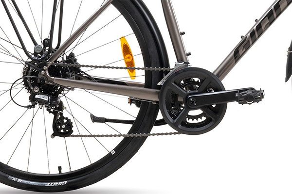 bộ truyền động xe đạp touring Giant Escape 2 City Disc 2023
